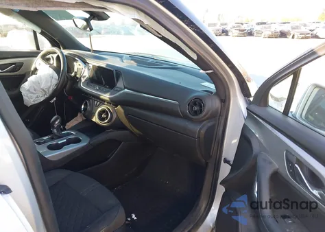 2020 Chevrolet Blazer Fwd 2Lt from USA, damaged, VIN 3GNKBCRS2LS533934